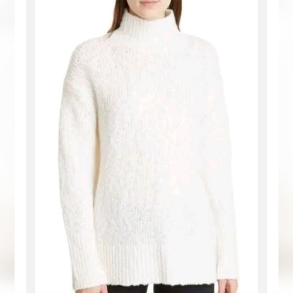 Vince Sweater - Picture 1 of 5